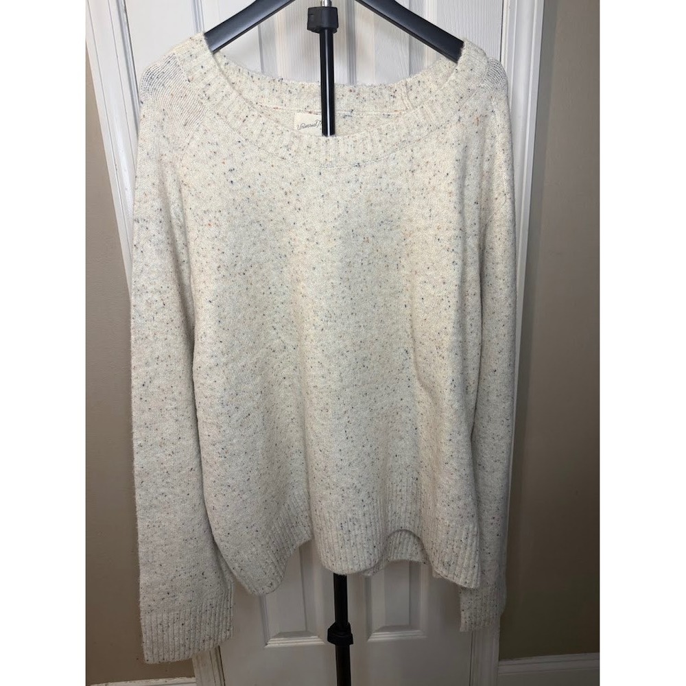 Universal Thread Womens 4X Cream Multi Flecked Crewneck Sweater K81GY6 NWT
